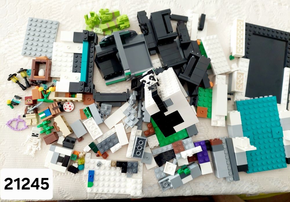 Lego Sets in Excellent Condition