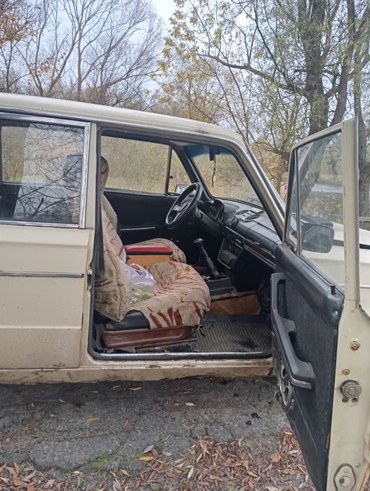 Легковий автомобіль ВАЗ 2106