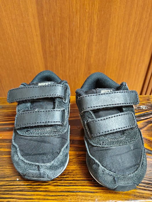 Дитячі кросівки Nike в гарно стані