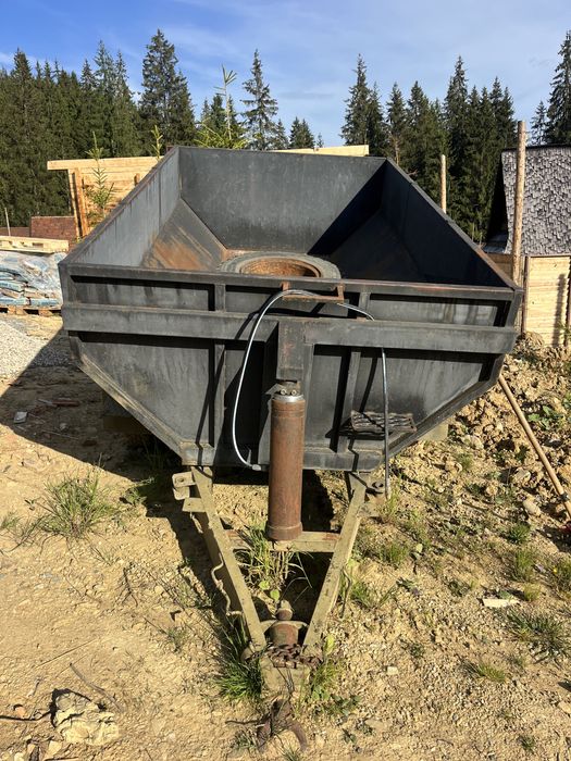 Напівпричіп тракторний самоскидний