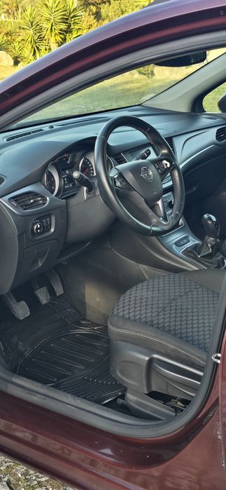 Opel Astra Sports Tourer 1.6 CDTI 2018 (5650€) 260.323km (Distribuição Mudada 220.000km) COMPLETAMENTE NOVA
