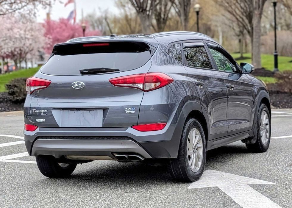Hyundai Tucson      2016