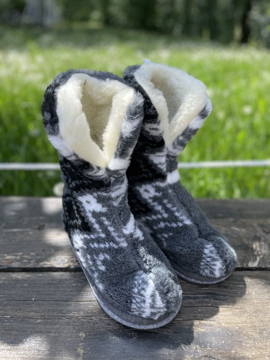 Чуні хутряні, чуні на овчині, взуття для дому