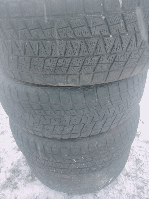 Продам скати 235/60R18