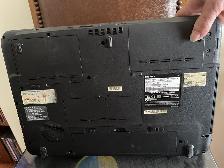 Toshiba Computer for Parts64750557897219122