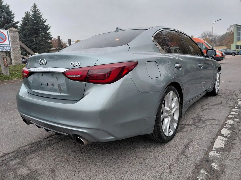 Infiniti Q50