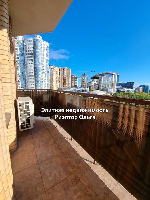 4-х спальн. ЖК "Корона Новой Аркадии /ул. Генуэзская/ Свет есть всегда