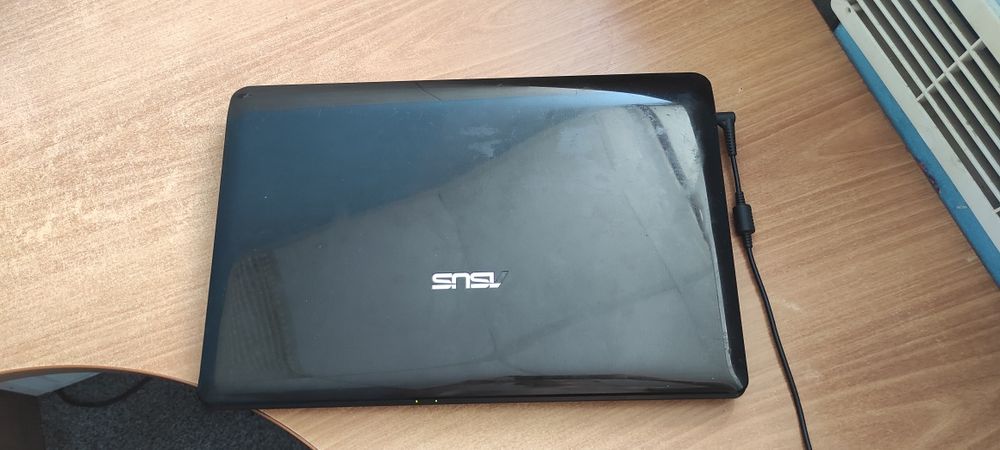 Ноутбук в идеальном состоянии