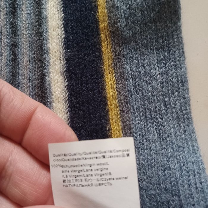 Szalik HUGO BOSS 100% merino wool 35-135 cm