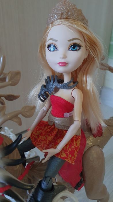 Набір Евер Афтер Хай Епл Вайт із Драконом. Dragon Games Apple White