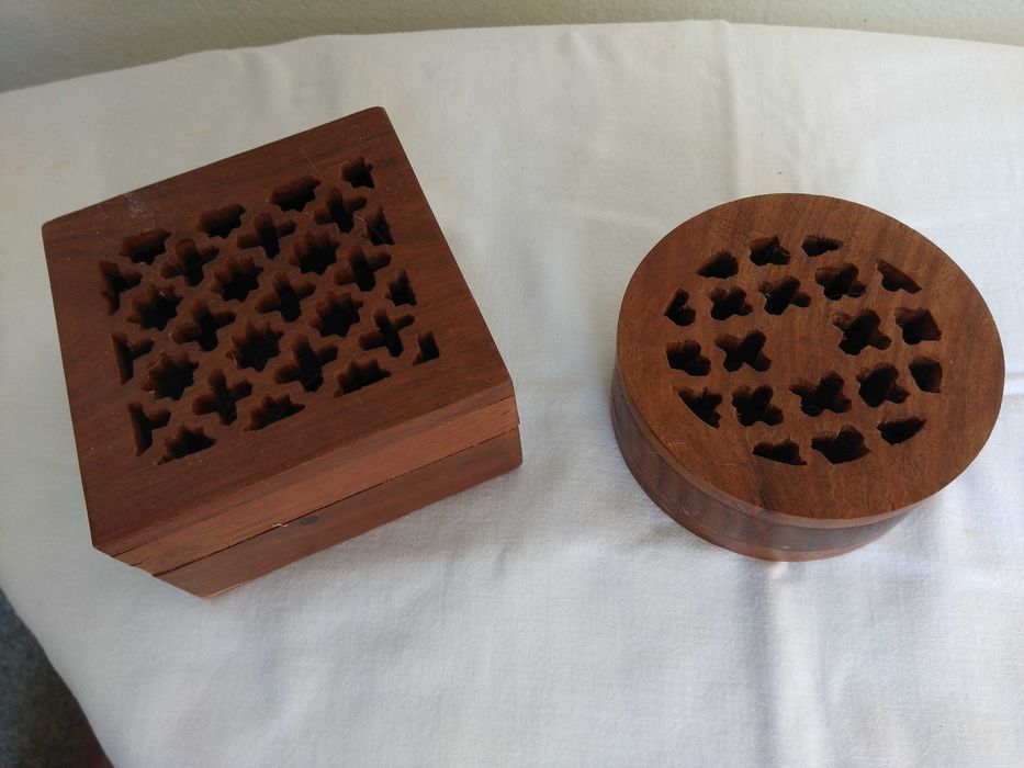 Estatuetas, Porta livros, Decoração