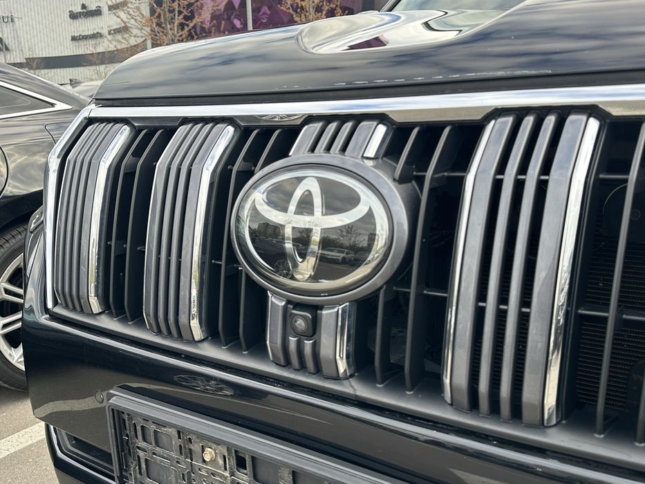 Toyota Land Cruiser Prado 2019
