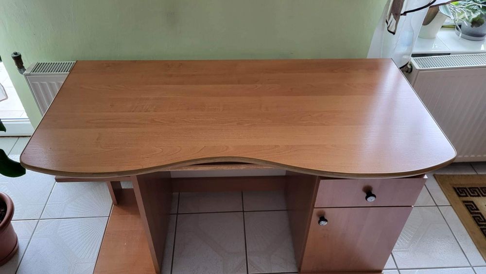 Sprzedam  biurko