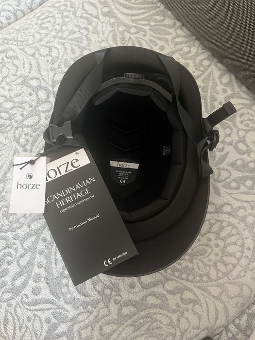 NOWY kask Horze Cadence