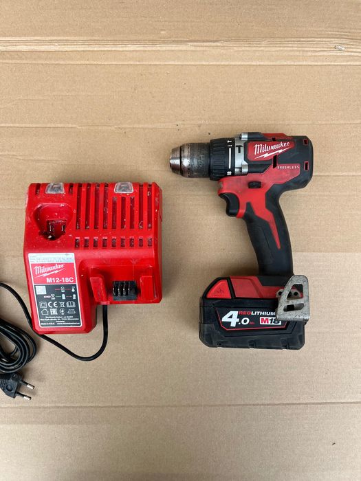 Wkrętarka Milwaukee 18V zestaw rapid