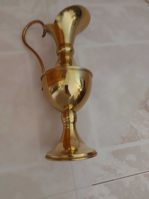 JARRO VINTAGE EM LATÃO