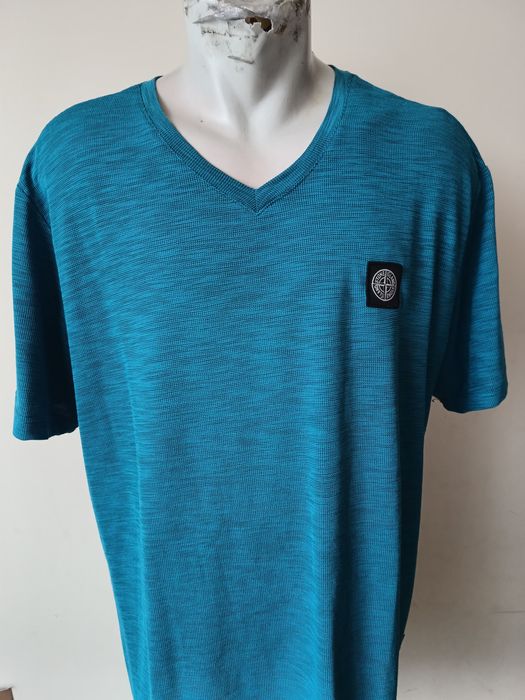 Футболка брендова стильна