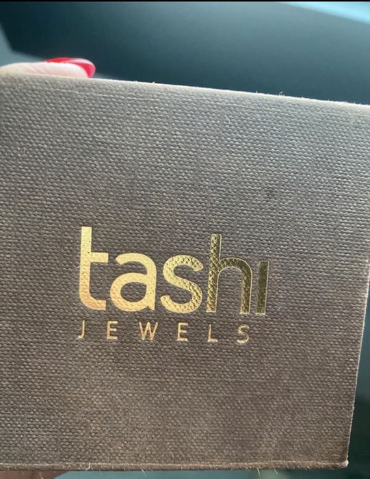 Anel Tashi como novo