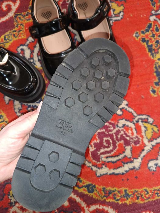 Туфлі на дівчинку