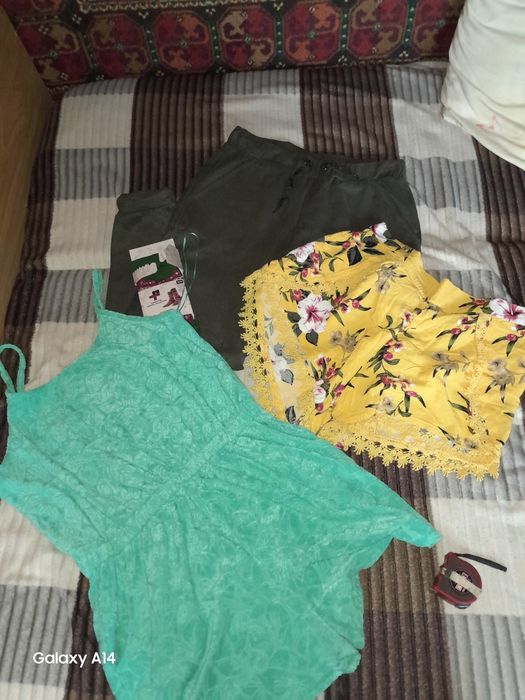 Продам на 52  розмір!