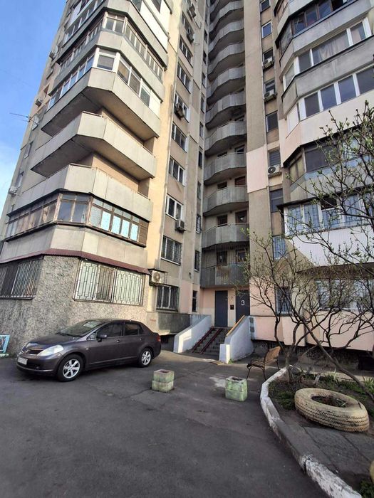 (13/4) Продам 1-кімнатну квартиру на вул. Небесної сотні/ Інглезі