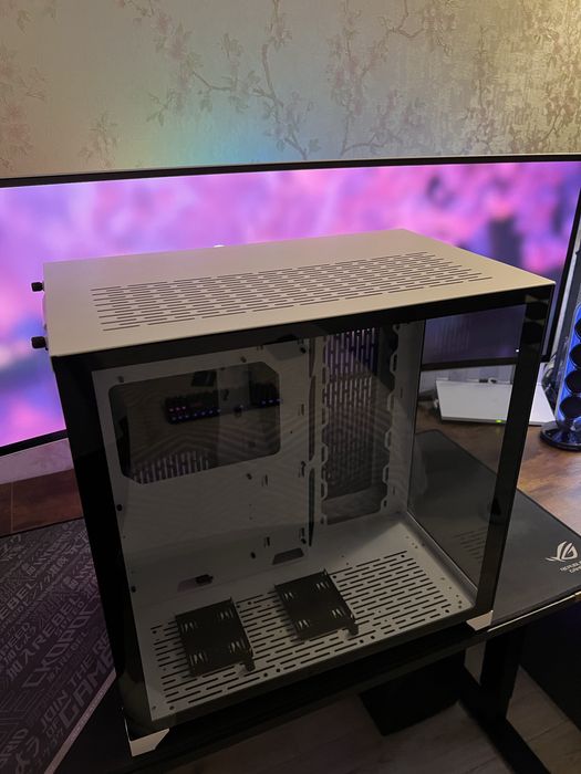 Корпус Lian Li O11D