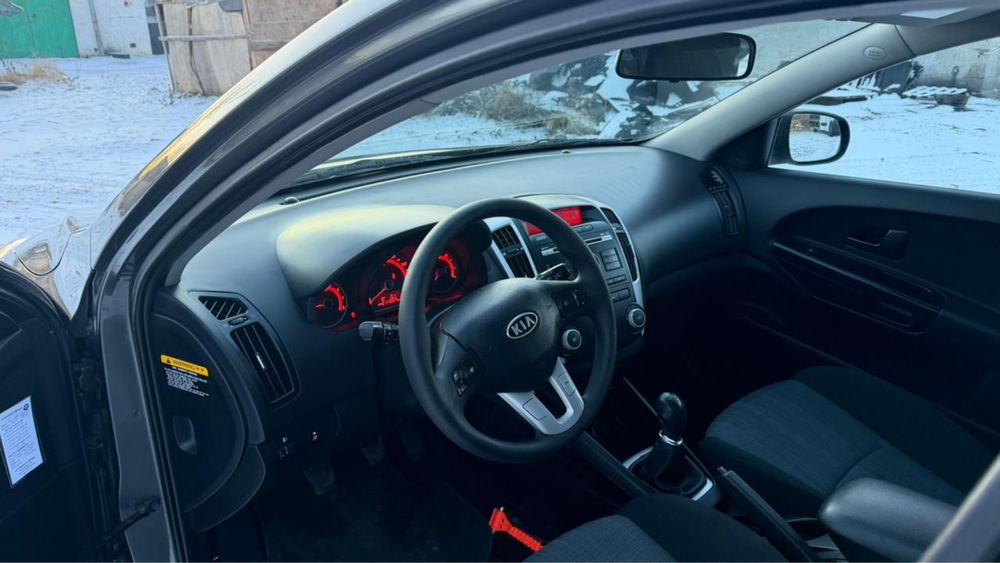 Продам kia ceed 2009 року ,