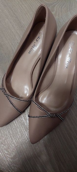 Туфлі жіночі 38 розмір