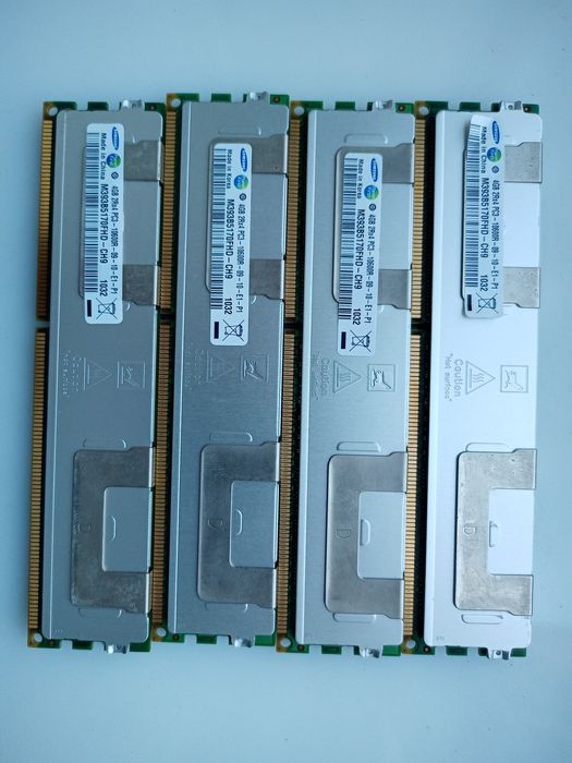 Серверна ОЗП Samsung DDR3 16 Gb (4x4)