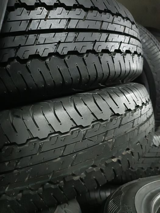Pneus 195/80/15 ou 195 R15