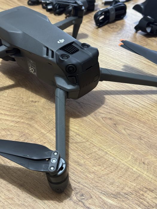 DJI Mavic 3 Pro + Fly more combo