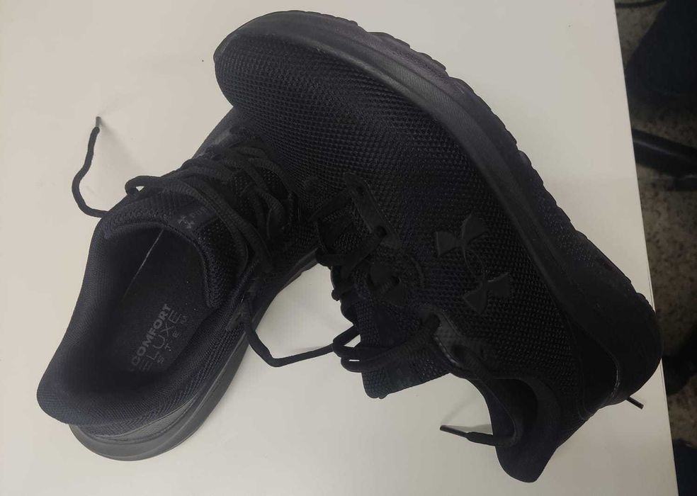 Sapatilhas Under Armour - Charged Pursuit 4