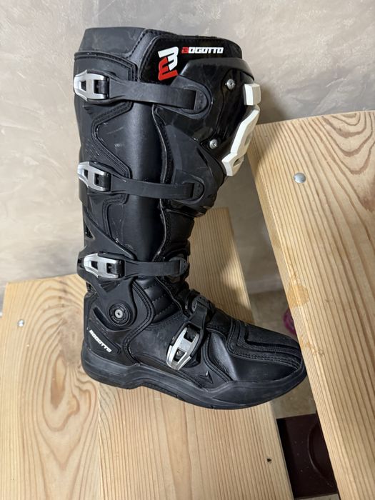 Шарнірні ендуро мотоботи Bogotto MX-7 G 40
