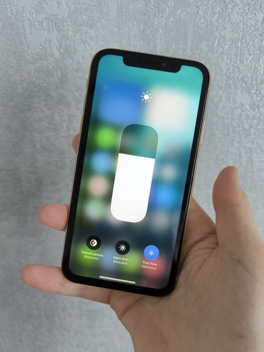 Apple iPhone XR 64 ГБ Neverlock