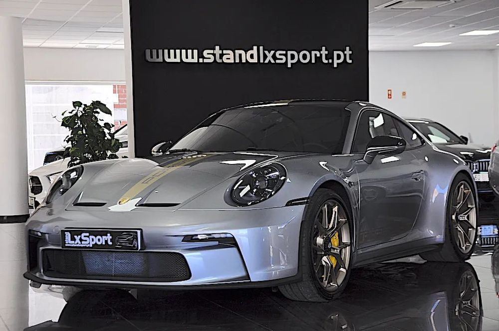 Porsche 911 (992) GT3 Touring Package