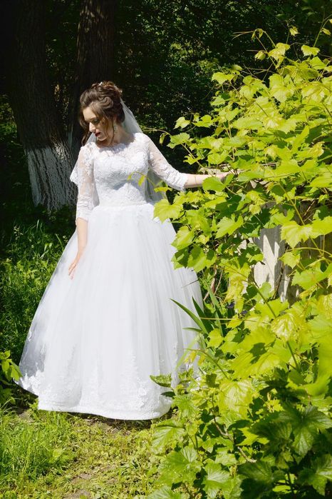 Весільна сукня ,стан ідеальний ,Дуже низька ціна