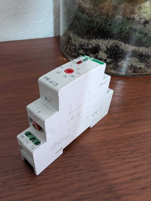 Przekaźnik priorytetowy F&F PR-615