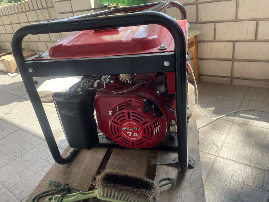 Бензиновый генератор, с эл. Стартером