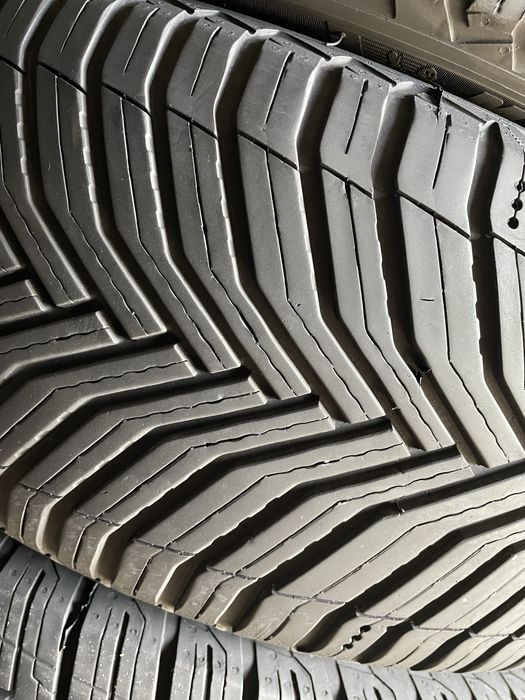 225/45 R17 Michelin Cross Climate 2 / 2шт./ 2024 рік./ всесезонка