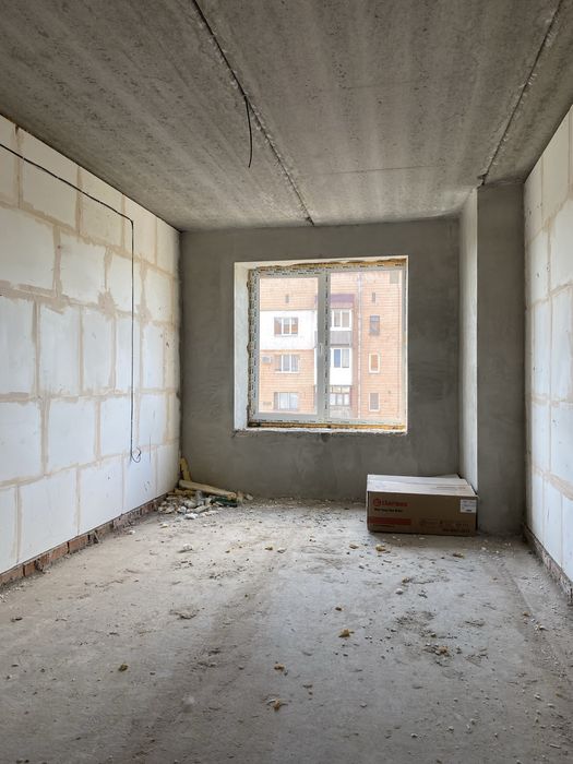 Продається 2 кімнатна квартира в новобудові