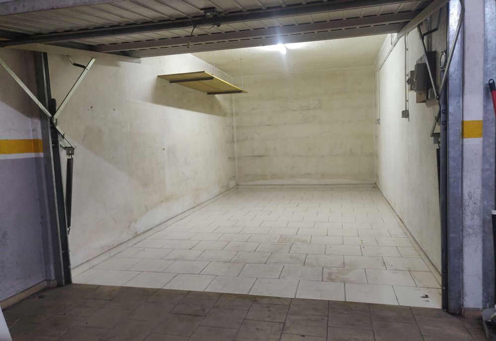 ALUGUER (Possib VENDA c/ Financ integrado) Garagem 20 m2 (aprox)