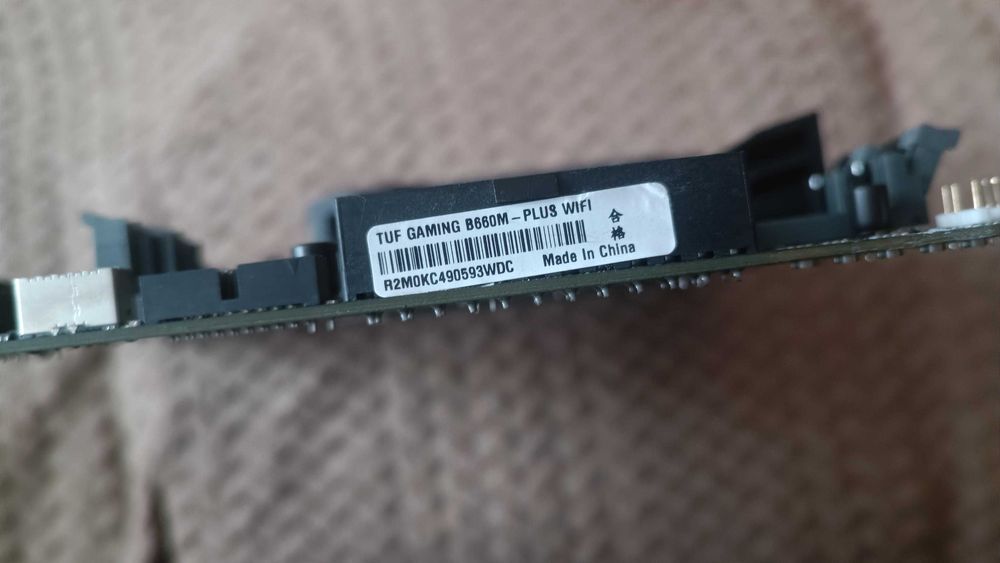 Материнська плата Asus TUF GAMING B660M-PLUS WIFI DDR5 ГАРАНТІЯ !