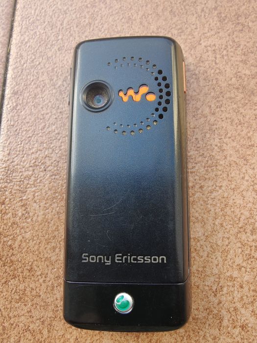 Sony Ericsson W200i