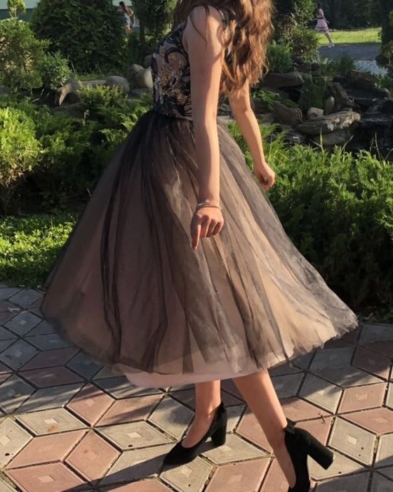 Випускна сукня , випускне плаття