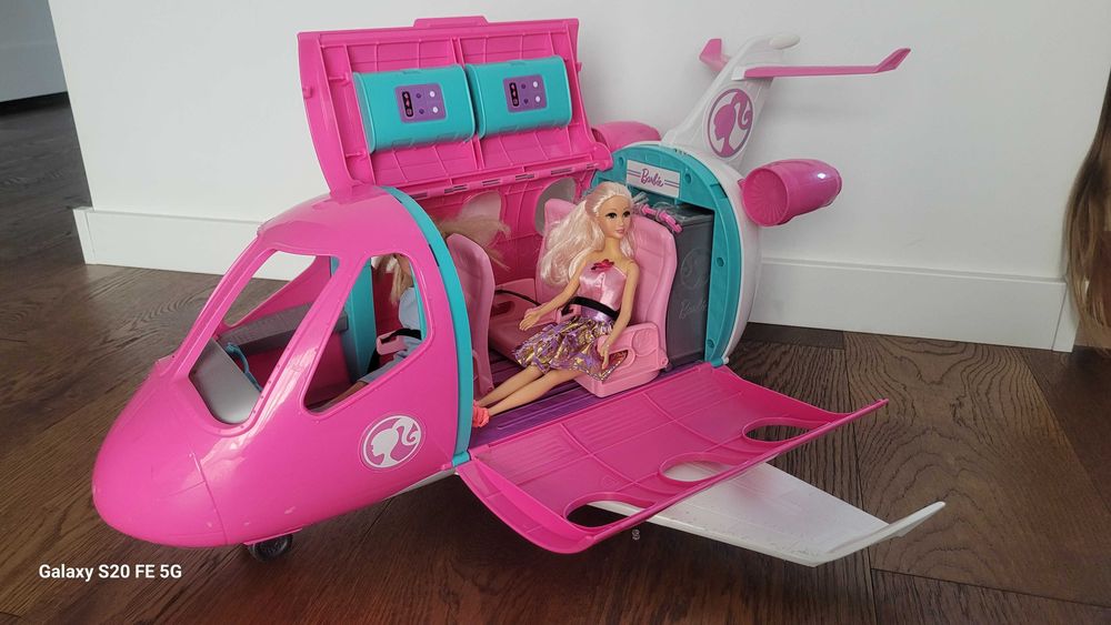 BARBIE DREAMHOUSE wymarzony samolot dla lalek + 2 lalki Barbie