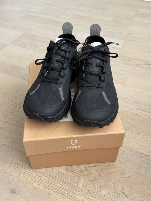 кросівки Norda 001 us 9.5
