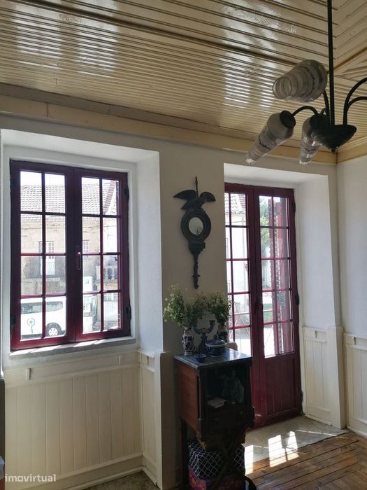 Moradia - piso superior T2 com arrecadação