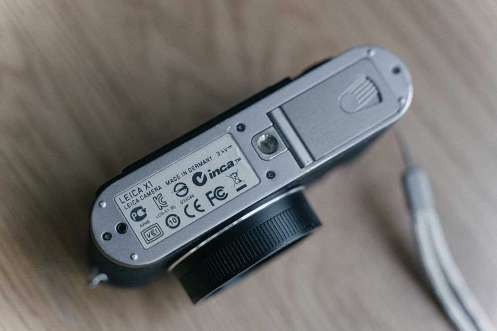 Leica X1 + Кофр + Видошукач
