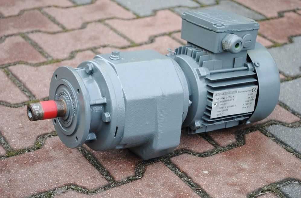 Motoreduktor kołnierzowy 0.37kw. 58obr./min.. SEW!