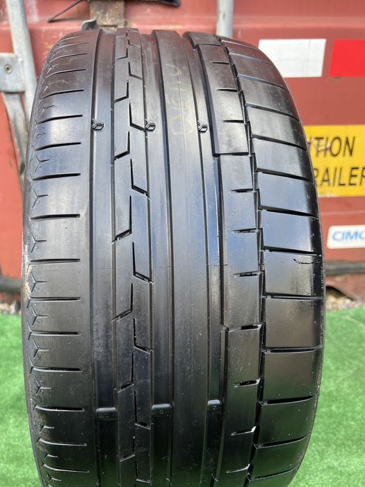 *Opona Continental 245/35/20